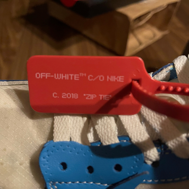 NIKE(ナイキ)の26cm Off White ジョーダン Jordan 1 UNC オフホワイト メンズの靴/シューズ(スニーカー)の商品写真