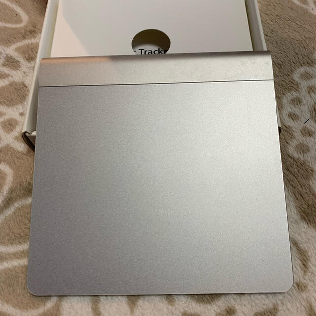 Mac (Apple)(マック)のApple Magic Trackpad マジックトラックパッド  スマホ/家電/カメラのPC/タブレット(PC周辺機器)の商品写真