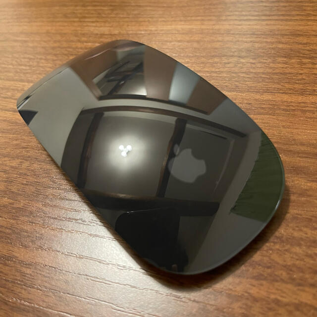 Magic Mouse 2 BLACK（マジックマウス 2 黒） スマホ/家電/カメラのPC/タブレット(PC周辺機器)の商品写真