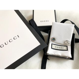 グッチ(Gucci)のダブルG フラワー スタッズ ピアス(ピアス)