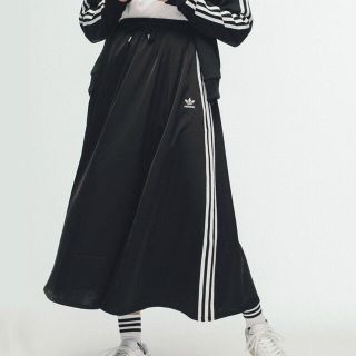 アディダス(adidas)のadidas スカート(ロングスカート)