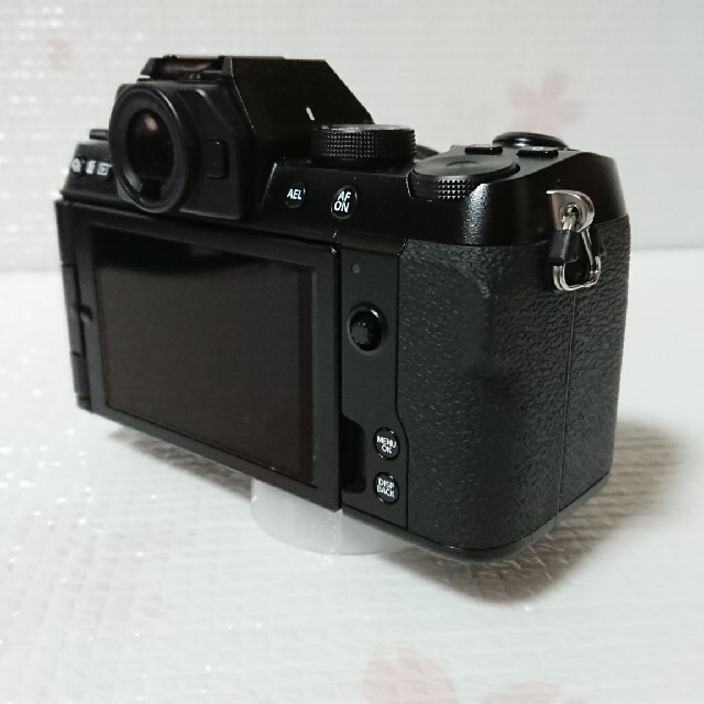 富士フイルム(フジフイルム)の FUJIFILM x-s10 ダブルズームレンズキット スマホ/家電/カメラのカメラ(ミラーレス一眼)の商品写真