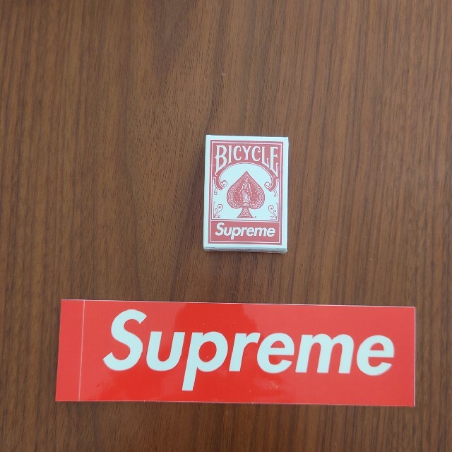 Supreme(シュプリーム)のsupreme トランプ(ノベルティ) エンタメ/ホビーのテーブルゲーム/ホビー(トランプ/UNO)の商品写真