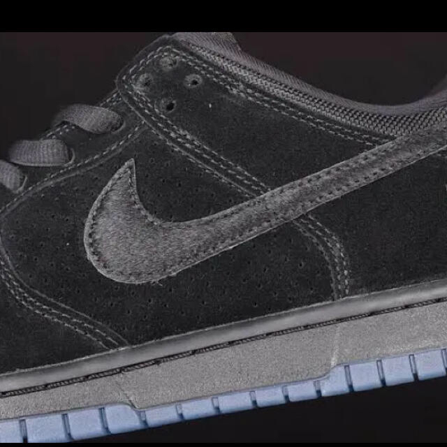 【値下げ】UNDEFEATED × NIKE DUNK LOW SP