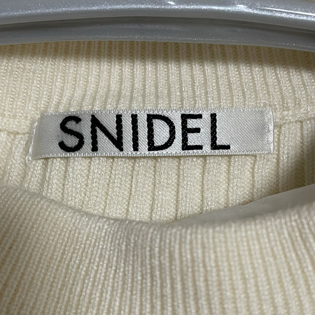 SNIDEL(スナイデル)のスナイデル　ニットドッキングパフスリブラウス レディースのトップス(シャツ/ブラウス(長袖/七分))の商品写真