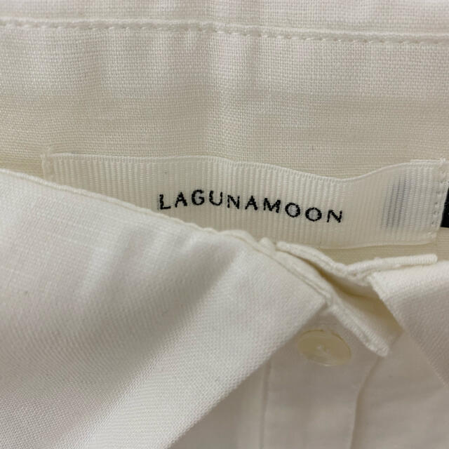 LagunaMoon(ラグナムーン)の値下げ処分　LagunaMoon 美香さん オフショル トップス　ラグナムーン レディースのトップス(カットソー(半袖/袖なし))の商品写真