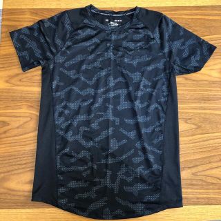 アンダーアーマー(UNDER ARMOUR)のTシャツ(シャツ)