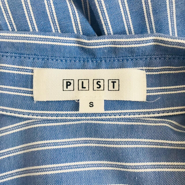 PLST(プラステ)のなっち様PLST  ストライプシャツ・UNIQLOパンツ レディースのトップス(シャツ/ブラウス(長袖/七分))の商品写真