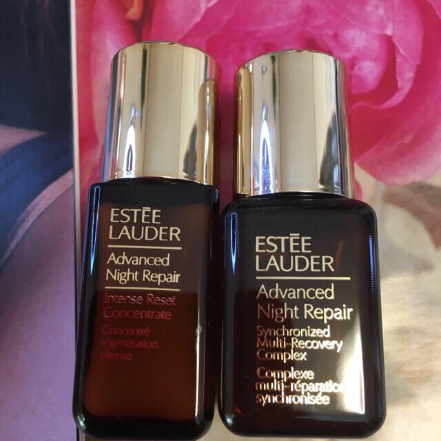 Estee Lauder(エスティローダー)の✨ エスティローダー贅沢サンプル✨ コスメ/美容のキット/セット(サンプル/トライアルキット)の商品写真