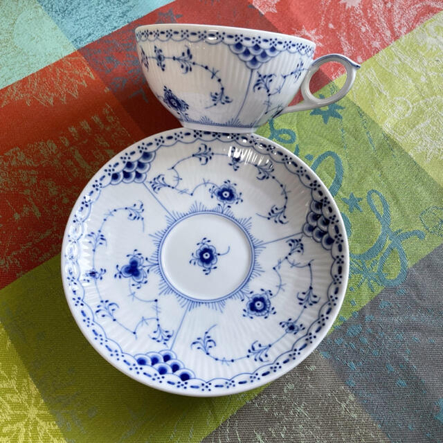 ロイヤルコペンハーゲン ハーフレース ティーカップ&ソーサー