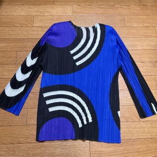 プリーツプリーズイッセイミヤケ(PLEATS PLEASE ISSEY MIYAKE)のプリーツプリーズ　2020年レコード柄　トップス(カットソー(半袖/袖なし))