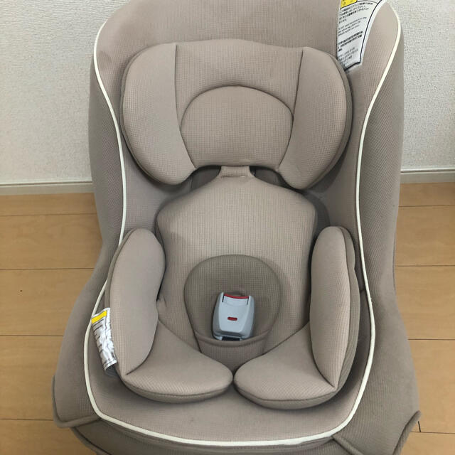 最終価格❗️新生児〜4歳】combi コンパクト チャイルドシート