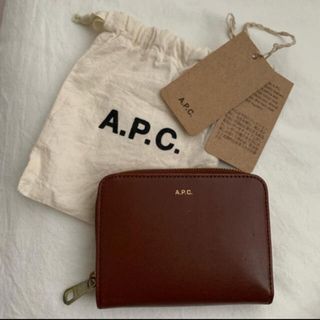 A.P.C(ブラウン/茶色系)のフリマアイテム一覧 A.P.C(ブラウン/茶色系)のフリマアイテム一覧