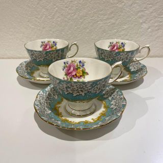 ロイヤルアルバート(ROYAL ALBERT)のロイヤルアルバート　ティーカップ＆ソーサー３組(食器)