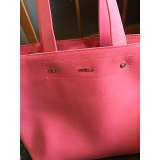 フルラ(Furla)のFURLAトートバッグ(ハンドバッグ)