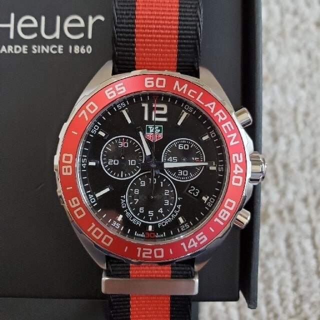 TAG Heuer(タグホイヤー)のﾀｸﾞﾎｲﾔｰ✕ﾏｸﾗｰﾚﾝ　ﾌｫｰﾐｭﾗ1 メンズの時計(腕時計(アナログ))の商品写真