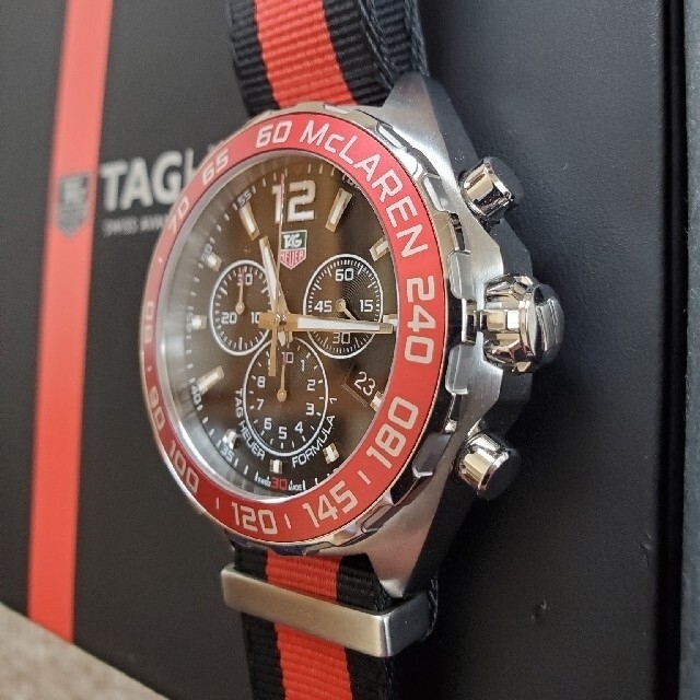 TAG Heuer(タグホイヤー)のﾀｸﾞﾎｲﾔｰ✕ﾏｸﾗｰﾚﾝ　ﾌｫｰﾐｭﾗ1 メンズの時計(腕時計(アナログ))の商品写真