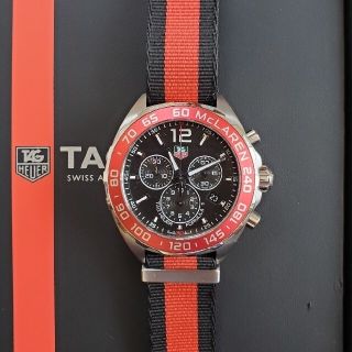 タグホイヤー(TAG Heuer)のﾀｸﾞﾎｲﾔｰ✕ﾏｸﾗｰﾚﾝ　ﾌｫｰﾐｭﾗ1(腕時計(アナログ))