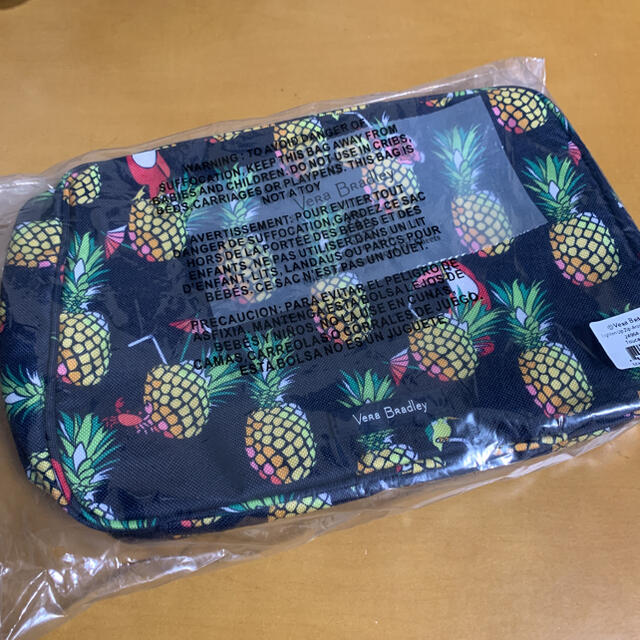 Vera Bradley(ヴェラブラッドリー)の新品　ヴェラブラッドリー　Lighten Up  コスメ　バック　パイナップル レディースのファッション小物(ポーチ)の商品写真