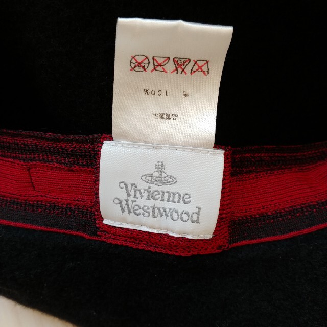 Vivienne Westwood(ヴィヴィアンウエストウッド)の「VivienneWestwood」のベレー帽 レディースの帽子(ハンチング/ベレー帽)の商品写真