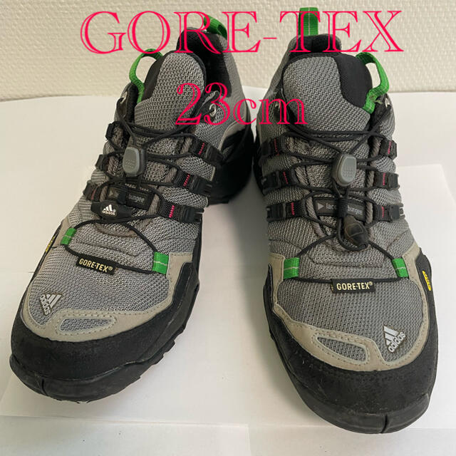 adidas(アディダス)の【中古】adidas TERREX 登山靴GORE-TEX 23cm  スポーツ/アウトドアのアウトドア(登山用品)の商品写真