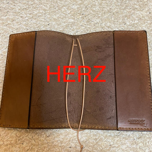 HERZ(ヘルツ)の【最終品です!】HERZ ヘルツ製 オーダーのブックカバ メンズのファッション小物(その他)の商品写真