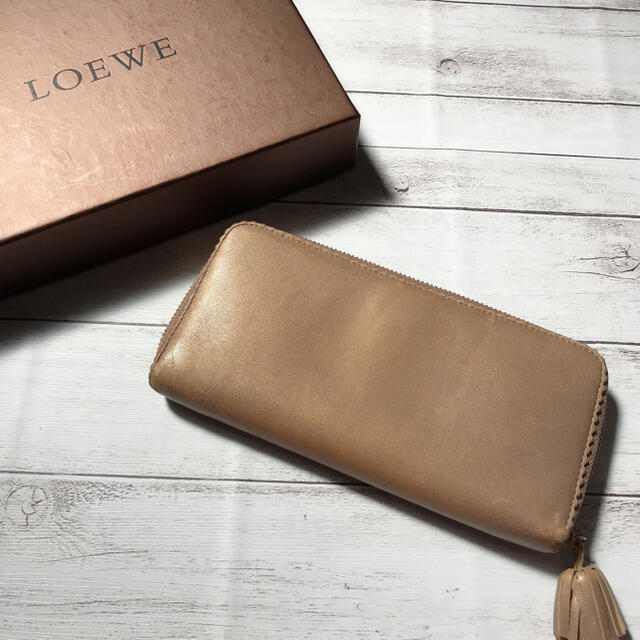 LOEWE(ロエベ)の【本革】LOEWE ロエベ レディース アナグラム 長財布 タッセル ベージュ レディースのファッション小物(財布)の商品写真