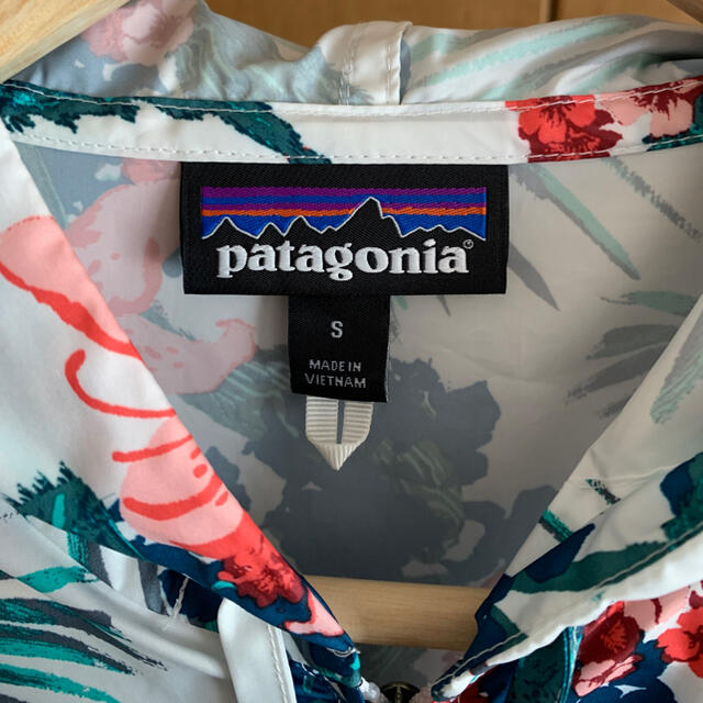 patagonia(パタゴニア)のパタゴニア　ナイロンジャケット レディースのジャケット/アウター(ナイロンジャケット)の商品写真