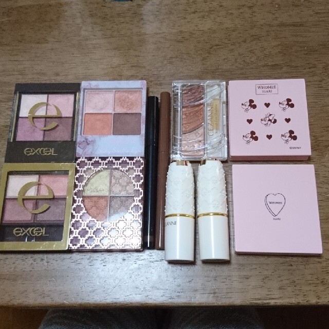 コスメまとめ売り☆アイシャドウ、リップ、アイライナーの通販 by コスメまとめ売り☆アイシャドウ、リップ、アイライナーの通販 by