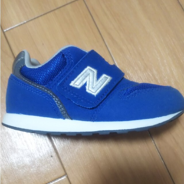 New Balance(ニューバランス)のニューバランス new balance IZ996 ブルー 15.5 キッズ/ベビー/マタニティのキッズ靴/シューズ(15cm~)(スニーカー)の商品写真