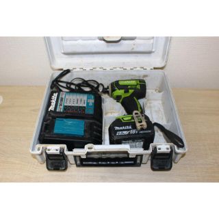 マキタ(Makita)のマキタ 充電式インパクトドライバ TD149DRFXB  ライムグリーン(工具/メンテナンス)