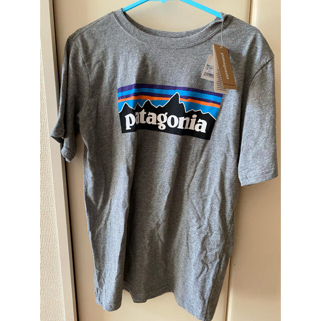 patagonia(パタゴニア)の値下げpatagonia パタゴニア　Tシャツ キッズ/ベビー/マタニティのキッズ服男の子用(90cm~)(Tシャツ/カットソー)の商品写真