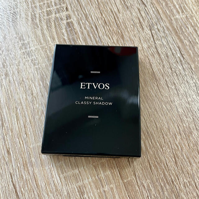 ETVOS(エトヴォス)のETVOS ミネラルクラッシィシャドー ロゼブラウン コスメ/美容のベースメイク/化粧品(アイシャドウ)の商品写真