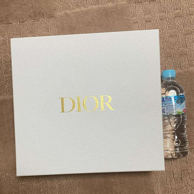 Dior(ディオール)のDIOR空箱2個 レディースのバッグ(ショップ袋)の商品写真