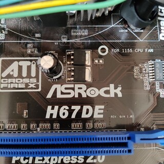 core i7-2600搭載 AsrockマザーボードH67DE  gts450