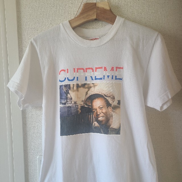 Supreme  Tシャツ