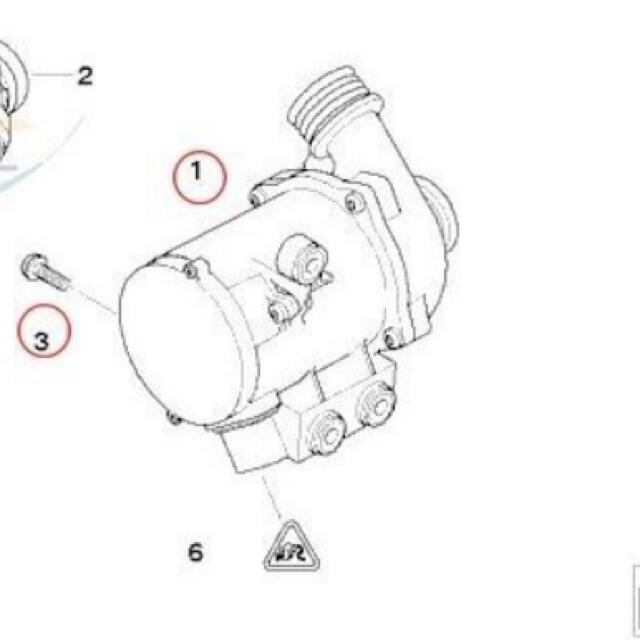 BMW(ビーエムダブリュー)のE70 BMW X5 3.0si PIERBURG製 電動ウォーターポンプ 自動車/バイクの自動車(車種別パーツ)の商品写真