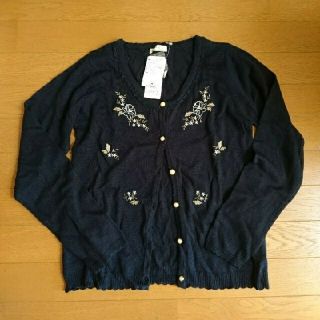 アクシーズファム(axes femme)の新品 axes femme 刺繍カーディガン アクシーズファム(カーディガン)