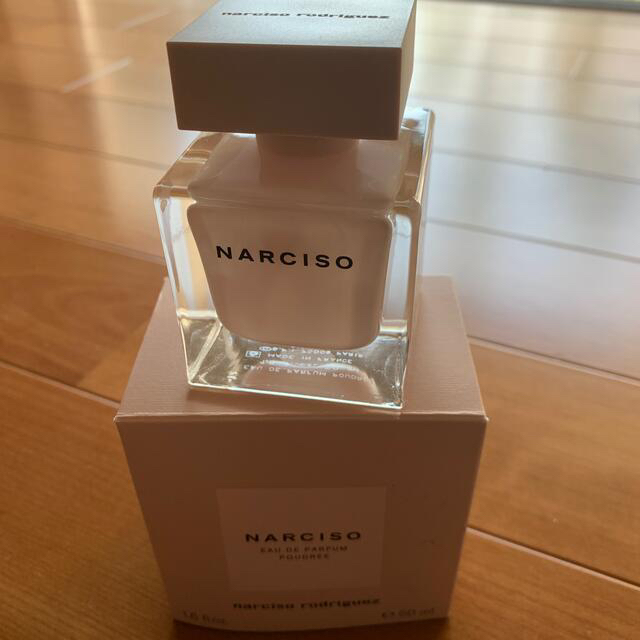 narciso rodriguez(ナルシソロドリゲス)のナルシソロドリゲス✾オードパルファム プドゥレ コスメ/美容の香水(香水(女性用))の商品写真