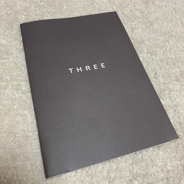 THREE(スリー)のTHREE 冊子 コスメ/美容のベースメイク/化粧品(その他)の商品写真