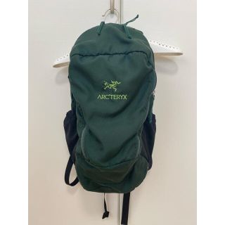 アークテリクス(ARC'TERYX)のアークテリクス リュック マンティス26 廃盤カラー ダークグリーン(バッグパック/リュック)