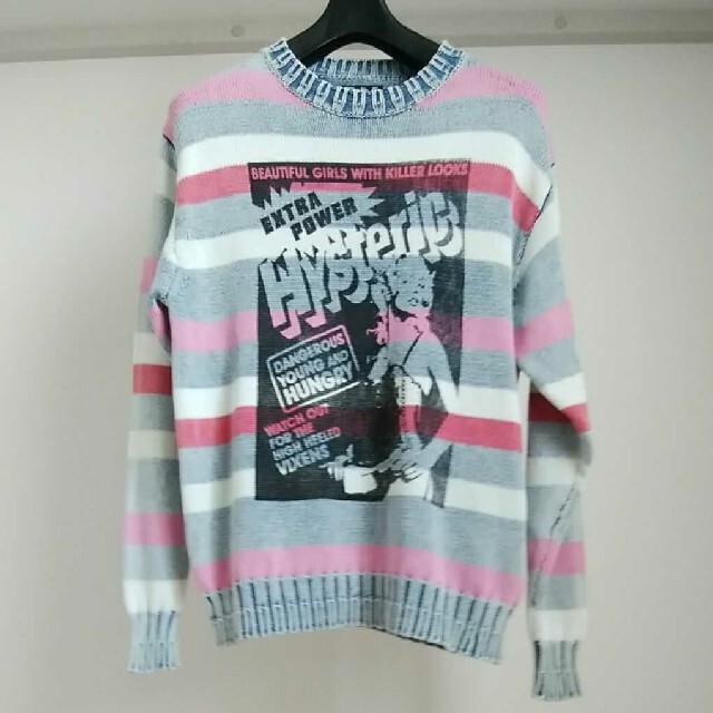 HYSTERIC GLAMOUR(ヒステリックグラマー)のヒステリックグラマー 別注 YOUNG AND HUNGRY プルオーバーニット メンズのトップス(ニット/セーター)の商品写真