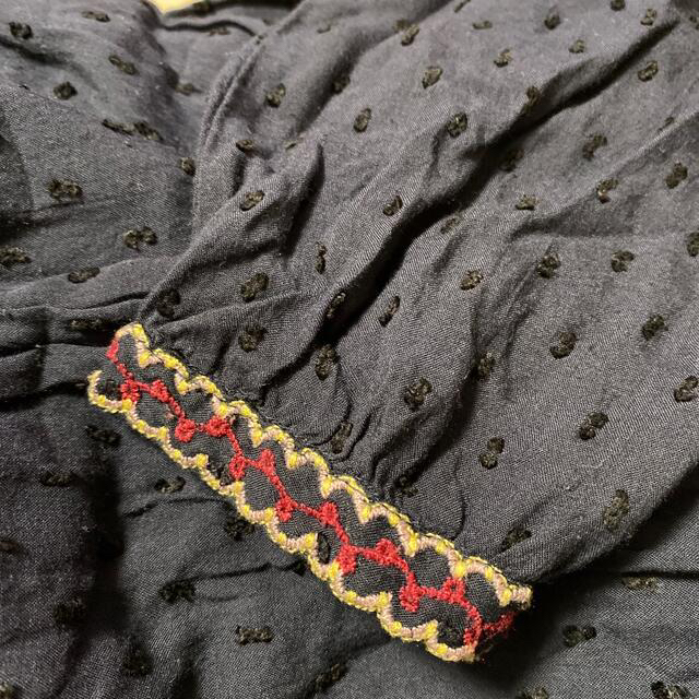 ZARA(ザラ)のZARA 刺繍　ワンピース　ネイビー レディースのワンピース(ロングワンピース/マキシワンピース)の商品写真