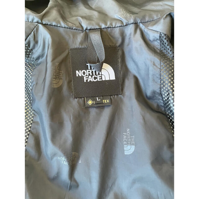 THE NORTH FACE(ザノースフェイス)の美品　マウンテンライトジャケット メンズのジャケット/アウター(マウンテンパーカー)の商品写真