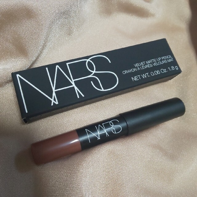 NARS(ナーズ)のNARS　ベルベットマットリップペンシル　2496　ローズブラウン　ミニサイズ コスメ/美容のベースメイク/化粧品(リップライナー)の商品写真