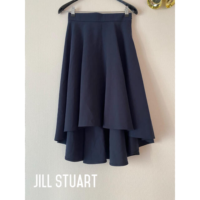 JILLSTUART(ジルスチュアート)の美品 JILLSTUART コーデ アシンメトリースカート ネイビー 未使用 レディースのスカート(ロングスカート)の商品写真