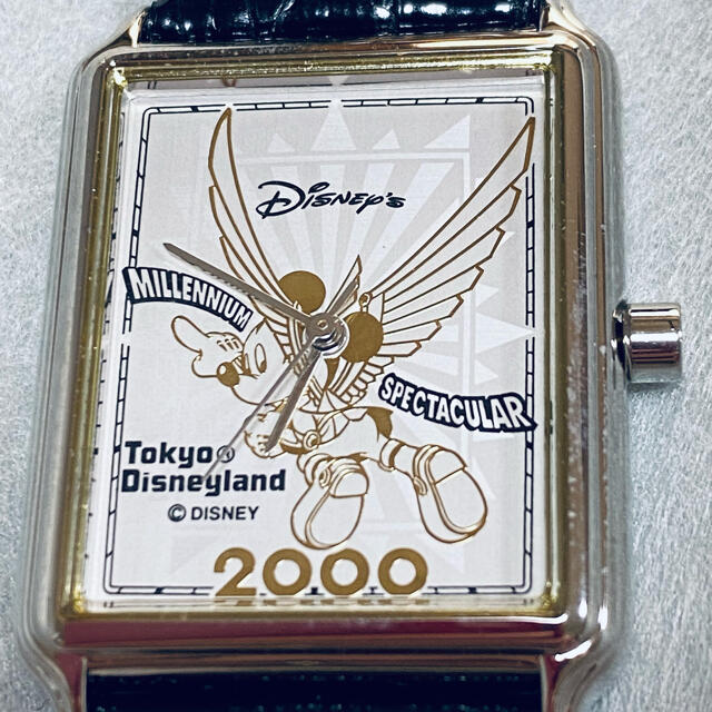 Disney - Tokyo Disneyland 2000年記念非売品 腕時計 未使用の Disney - Tokyo Disneyland 2000年記念非売品 腕時計 未使用の