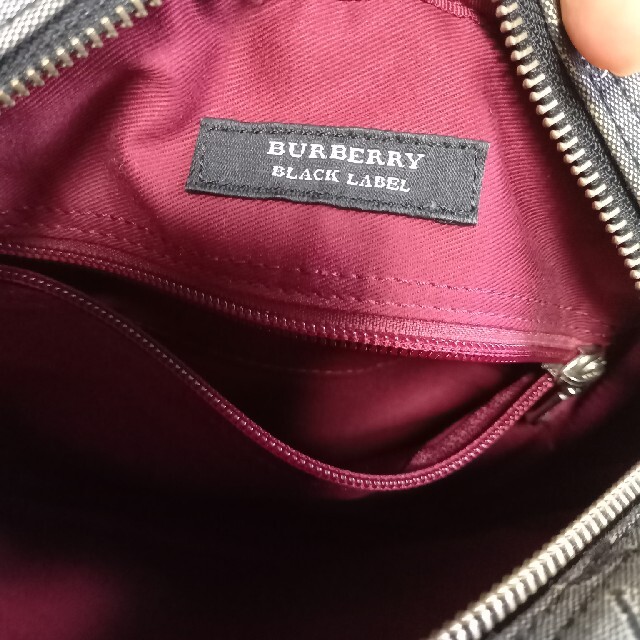 BURBERRY BLACK LABEL(バーバリーブラックレーベル)のBURBERRY　BLACKLABEL　メンズ　ショルダーバック メンズのバッグ(ショルダーバッグ)の商品写真