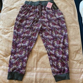 【新品・未使用品】フィットネスウェア　パンツ　Ｌサイズ(ダンス/バレエ)