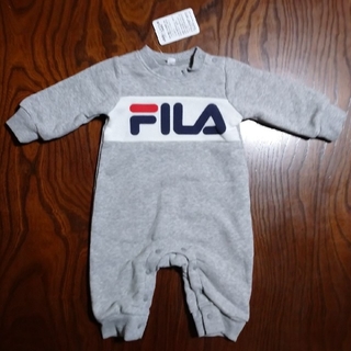 フィラ(FILA)の新品   FILA   カバーオール 70  裏起毛  肩ボタンあり(カバーオール)